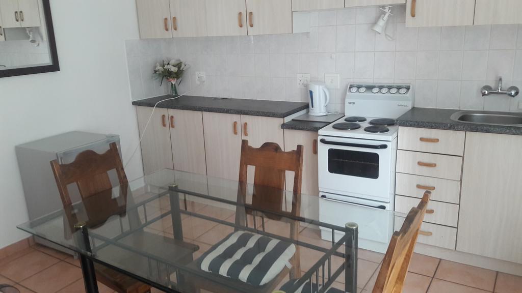 Guesthouse Villa Nina Okahandja Bagian luar foto